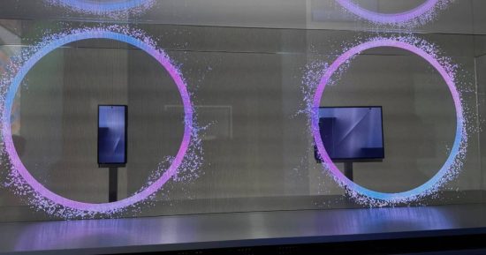 L'ambitieux téléphone à trois volets de Samsung fait sa première apparition officielle avant son lancement