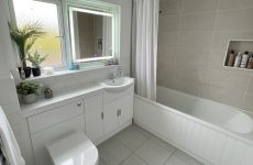 Je pensais que Nano Banana était mon partenaire de rénovation idéal, mais j'ai ensuite regardé de plus près.