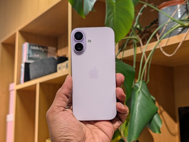 Apple iPhone 17 en violet lavande