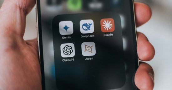 L'IA générative hallucine à nouveau, cette fois dans les dossiers déposés devant la Cour fédérale