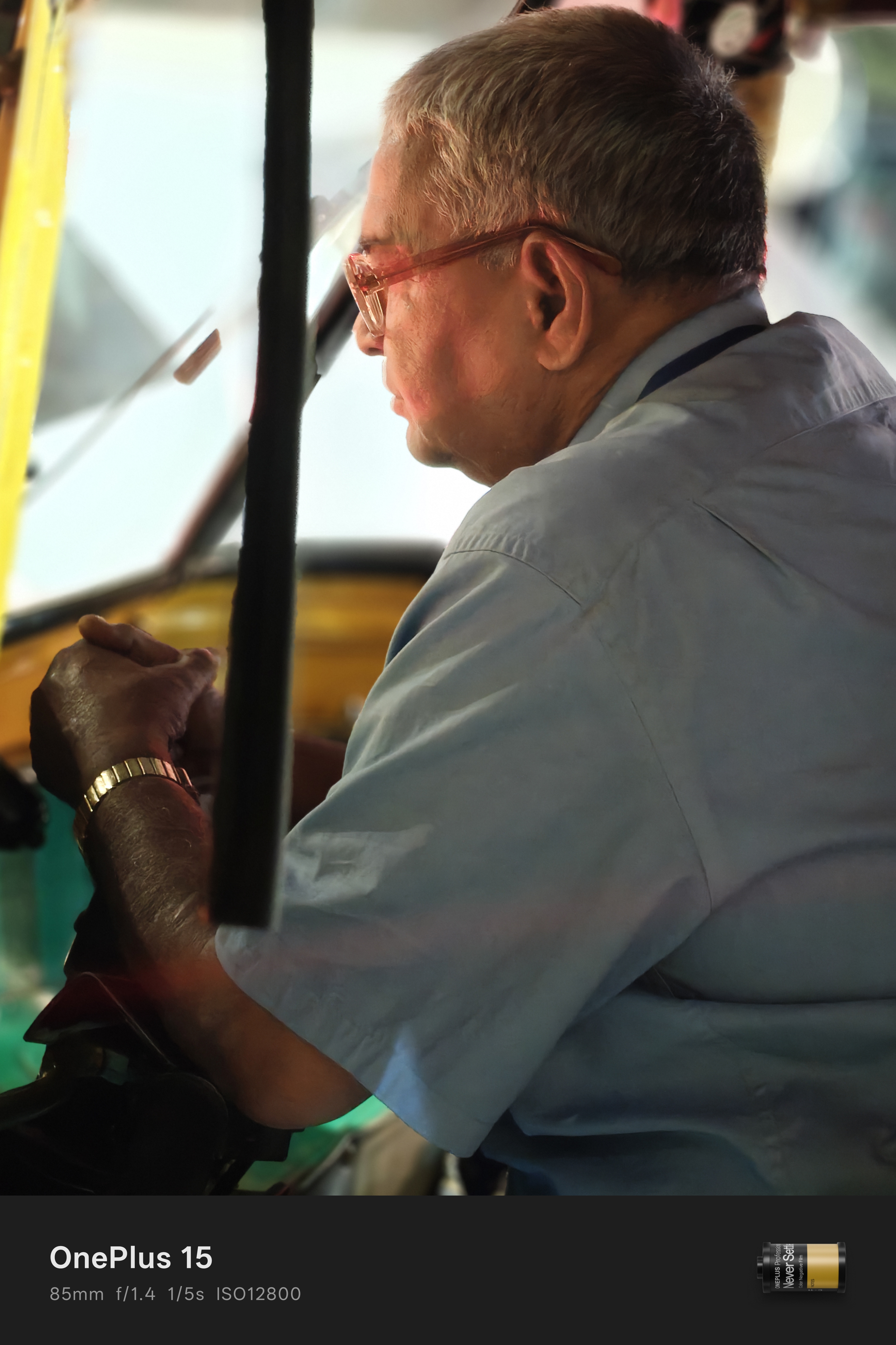 Échantillon d'appareil photo portrait de OnePlus à la veille.