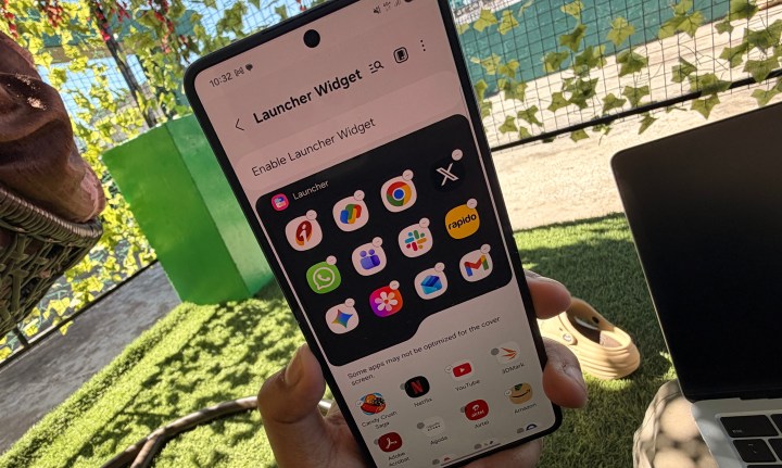 Module MultiStar sur l'écran de couverture du Samsung Galaxy Z Flip 7.