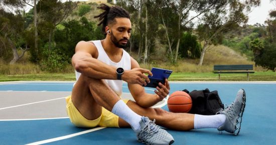 Samsung Health propose des entraînements iFIT sur les montres Galaxy pour affronter Apple Fitness+