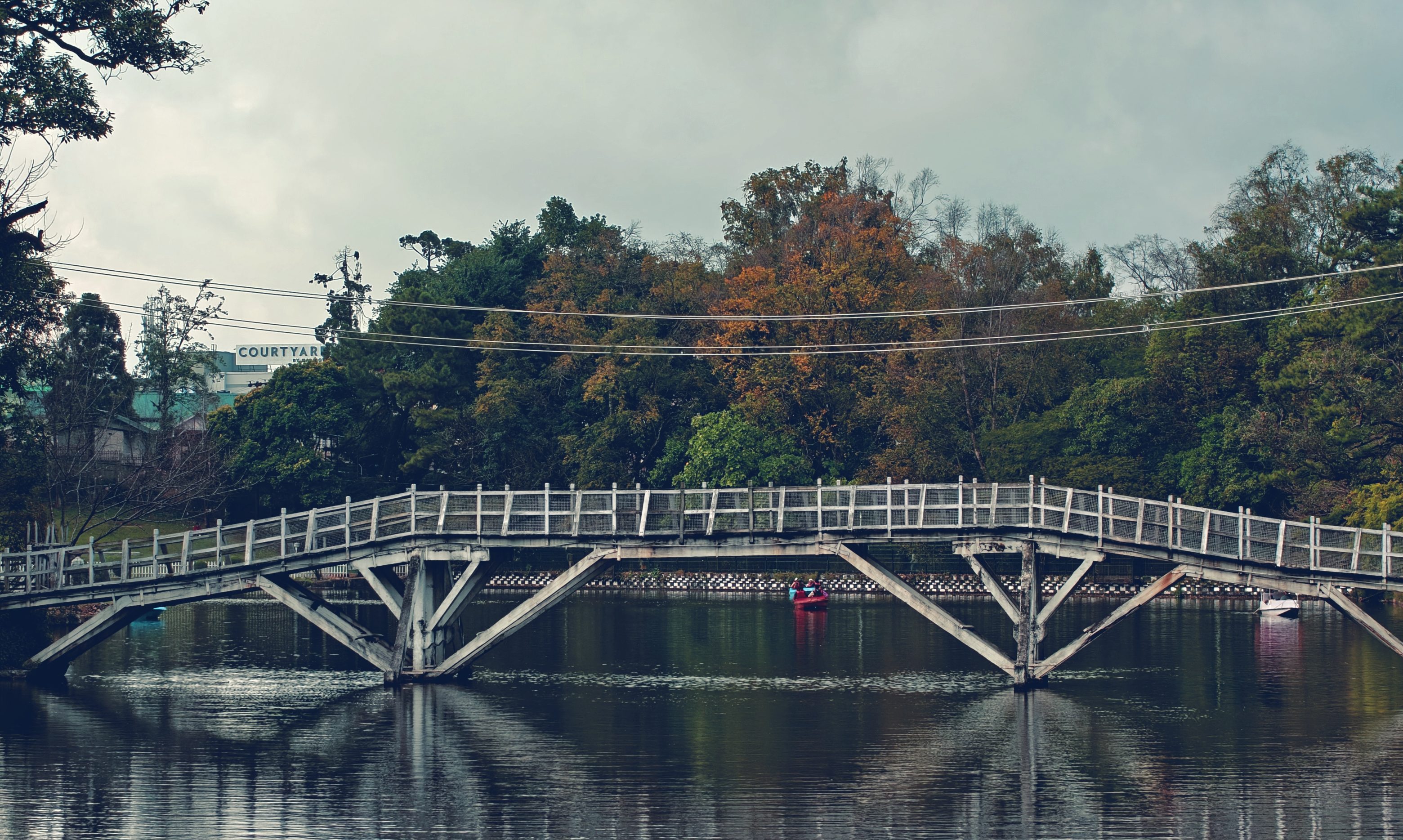 Pont cliqué par OnePlus 15.
