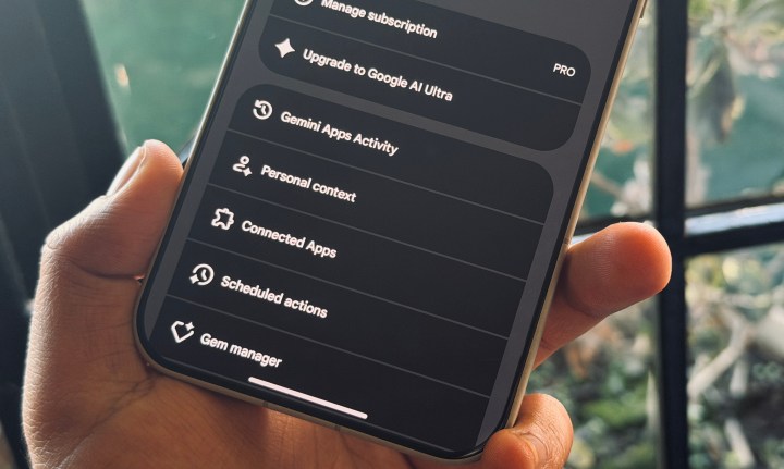 Activité des applications Gemini sur le téléphone.