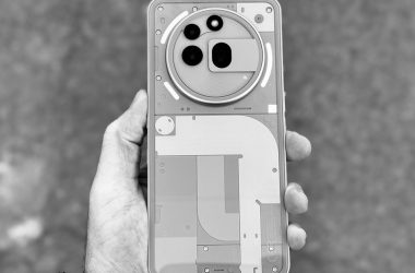 Les téléphones économiques de la série Nothing's 3a ont enfin un avant-goût d'Android 16