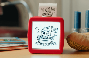 Les jouets IA commencent à faire peur – mais cette petite boîte rouge promet une solution