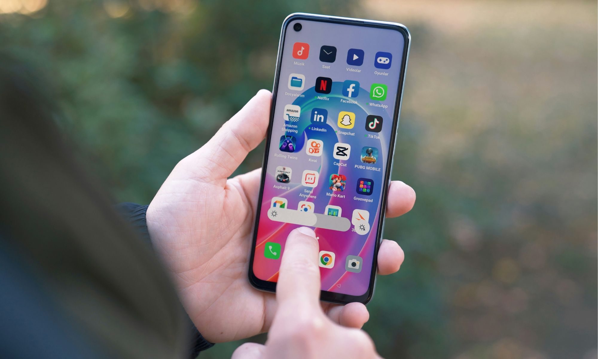 téléphone-android-avec-applications