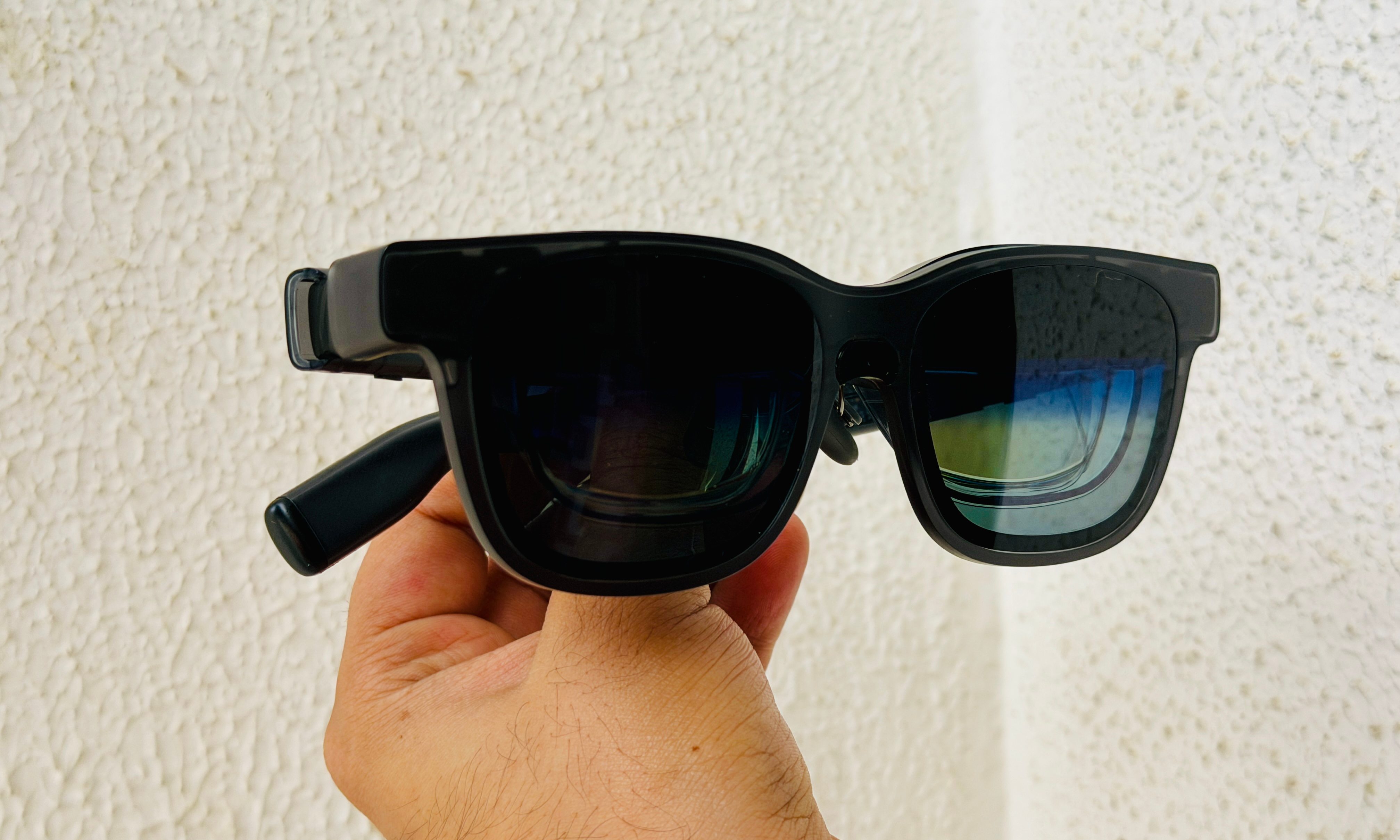 Viture Luma. Lunettes intelligentes professionnelles.