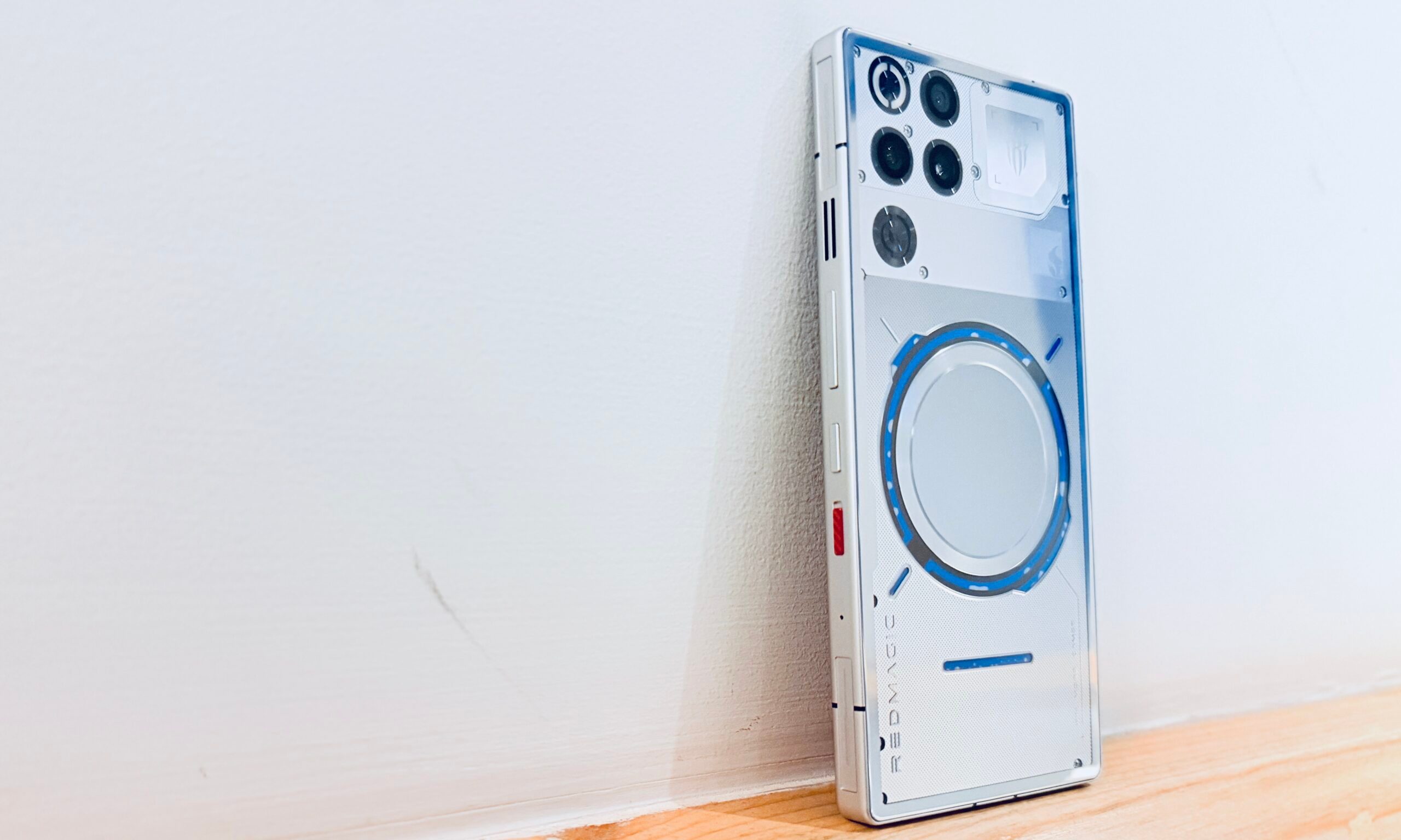 Smartphone de jeu Red Magic 11 Pro.