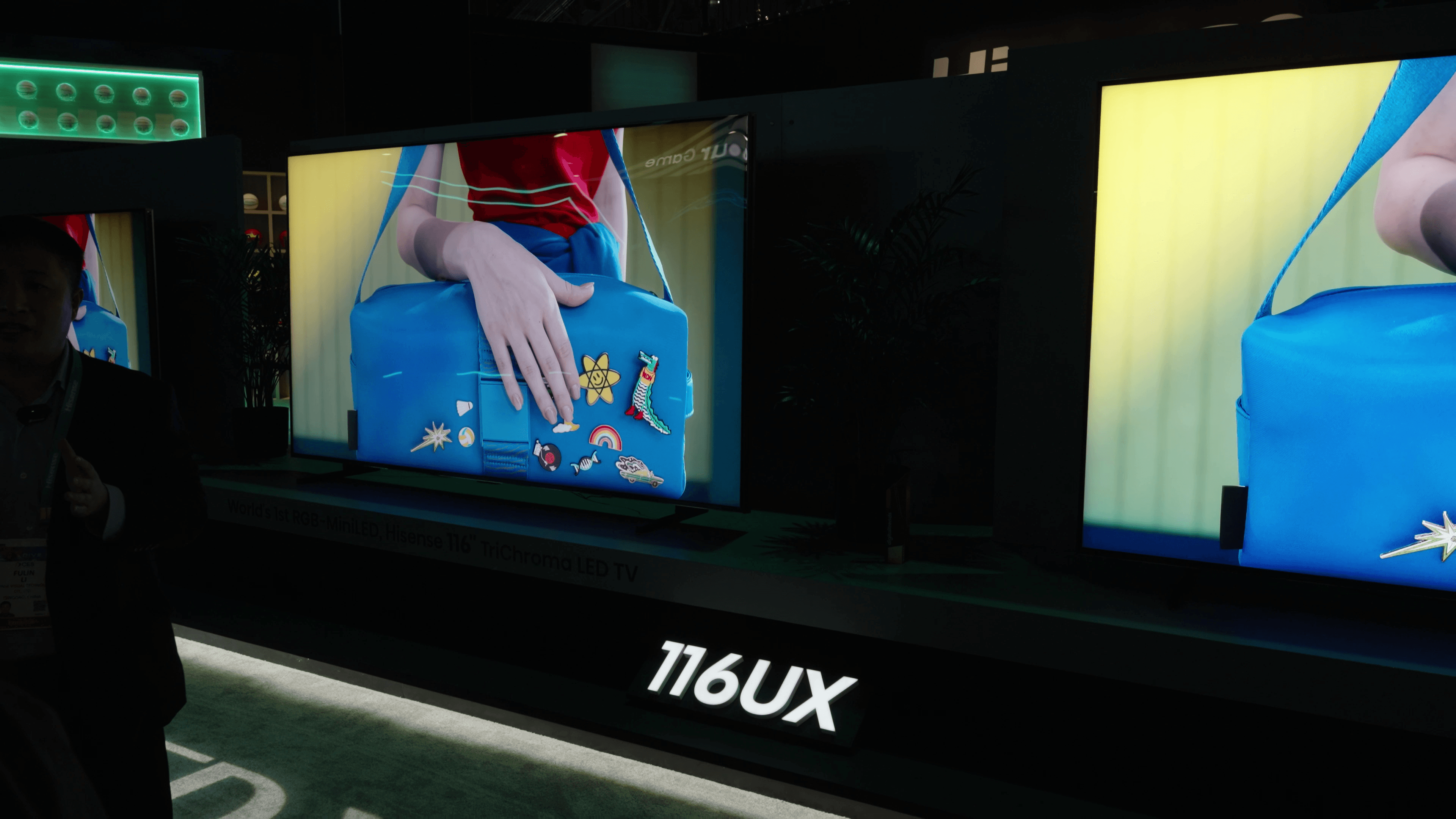 Hisense MiniLED UX RVB de 116 pouces