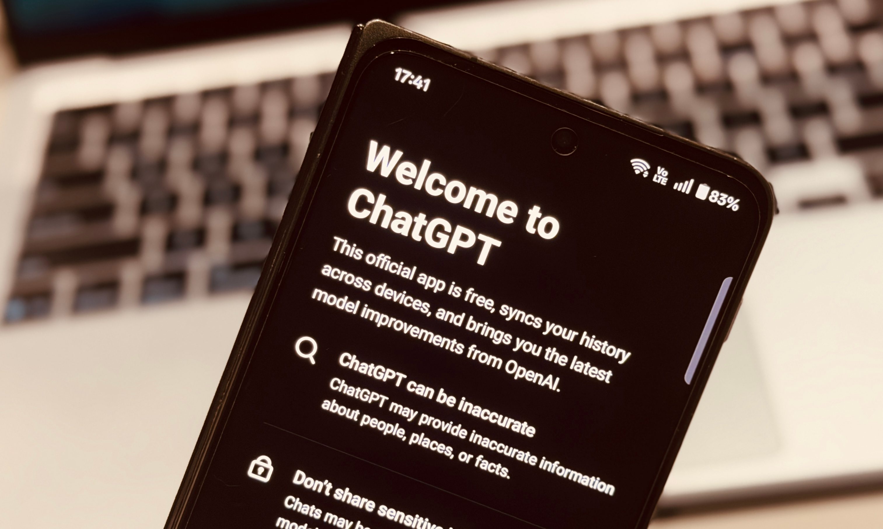 Chatbot sur smartphone.
