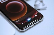 Apple a confirmé que le grand redémarrage de l'IA de Siri sera alimenté par Gemini de Google