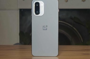 Ne retenez pas votre souffle pour un autre téléphone compact de OnePlus de si tôt