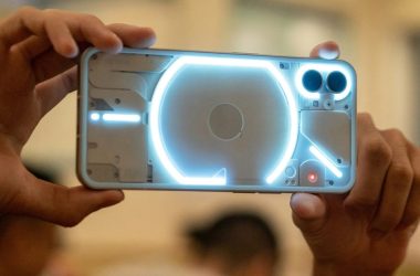 Rien, le PDG n'explique comment et pourquoi vous paierez plus pour vos téléphones cette année