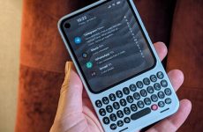 J'ai tenu le Clicks Communicator et il allie le passé QWERTY à la technologie moderne comme aucun autre téléphone