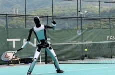 Rencontrez le robot humanoïde qui joue (presque) au tennis comme un pro