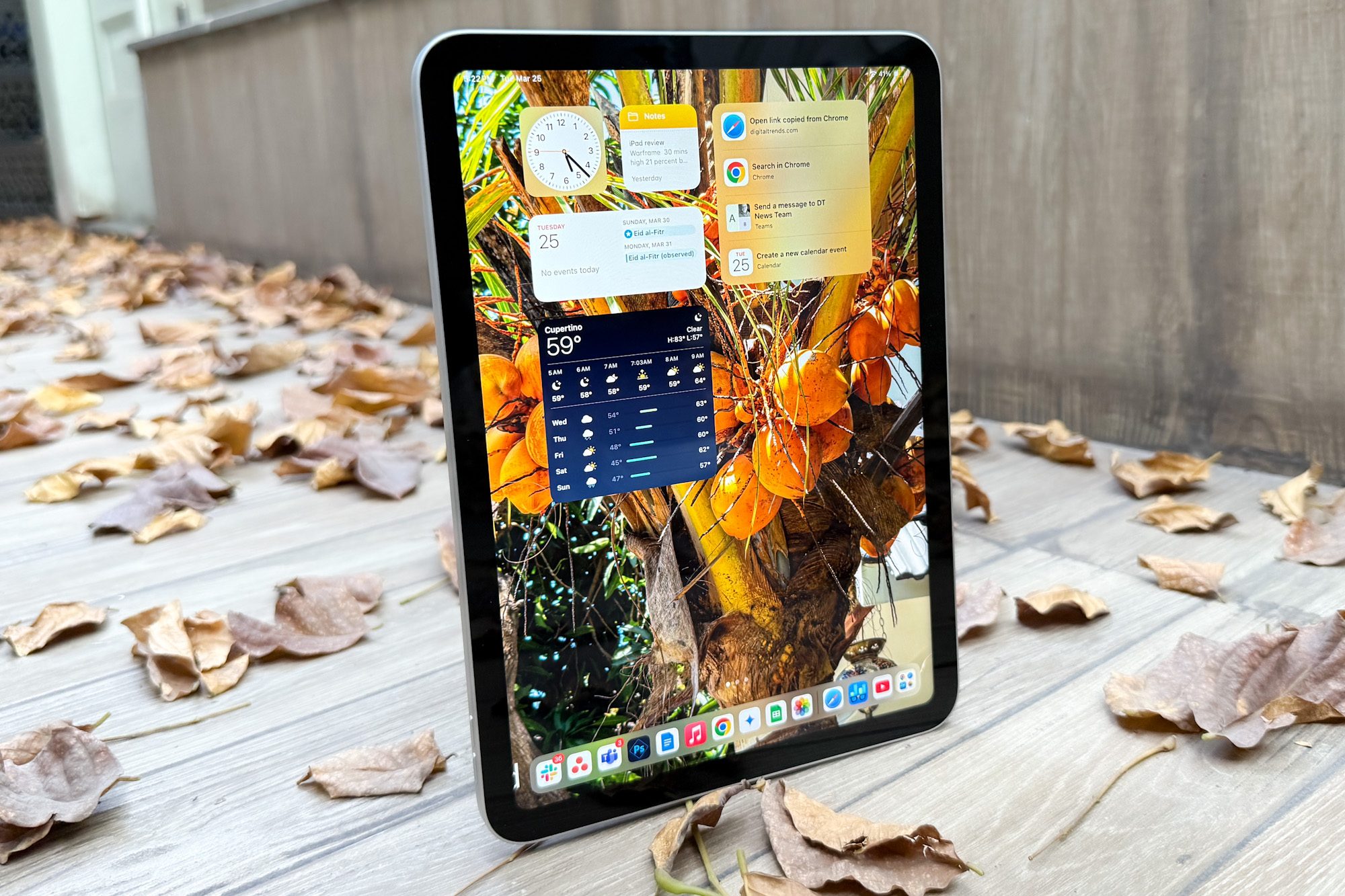 Vue de face de l'écran d'accueil sur l'iPad de 11e génération.