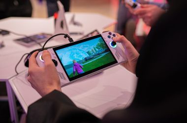 AMD aurait suspendu les pilotes Ryzen Z1 pour les ordinateurs de poche de jeu