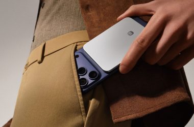J'aurais aimé qu'Apple fabrique cette banque d'alimentation sans fil élégante, mais elle fonctionne très bien avec l'iPhone