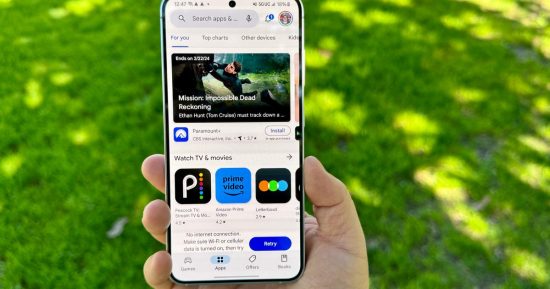 Google Play Store affichera une étiquette d'avertissement si une application décharge excessivement la batterie de votre téléphone Android