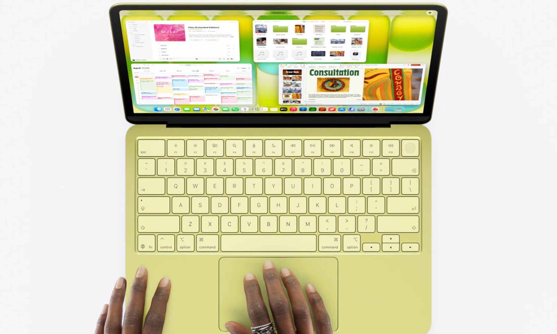 Apple MacBook Neo avec les utilisateurs entre les mains