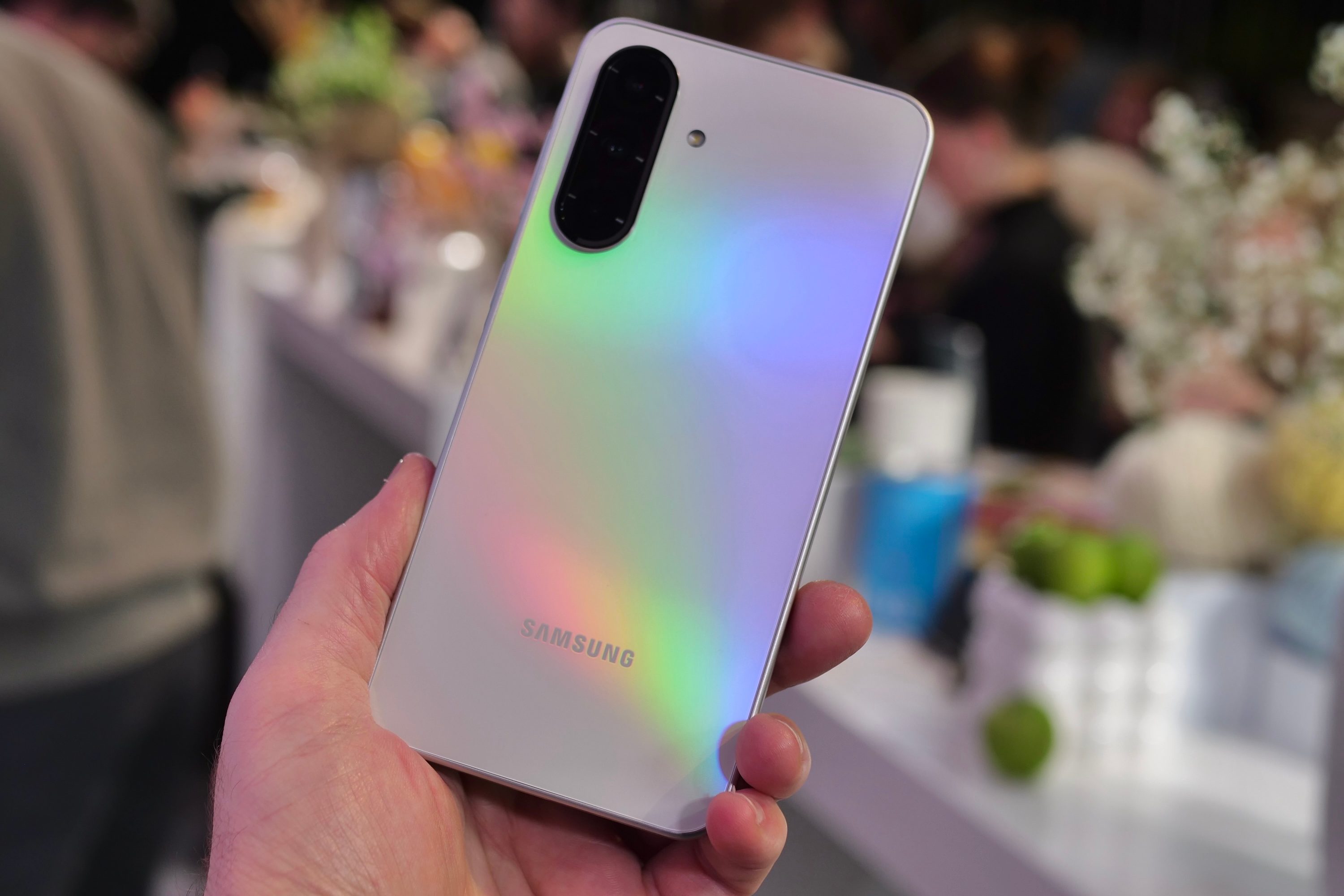 L'arrière du Samsung Galaxy A36.