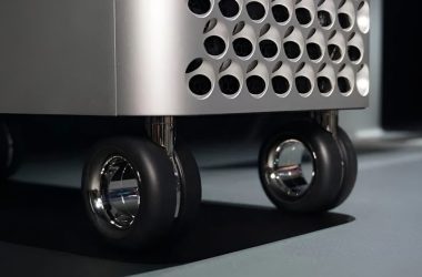 Les ridicules roues à 700 $ d'Apple pour son ordinateur de bureau ont disparu pour de bon