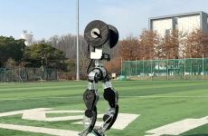 Regardez ce robot humanoïde marchant sur la lune impressionner par son agilité réaliste