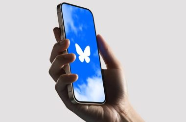 Bluesky a construit un nouvel outil d'IA qui veut vous libérer des algorithmes sociaux