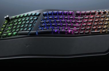 Razer a créé un clavier ergonomique divisé et, curieusement, il dispose d'un bouton AI dédié
