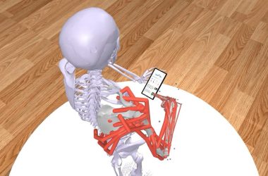 Nous glissons nos téléphones toute la journée et les scientifiques viennent de classer ceux qui sont les plus fatigants