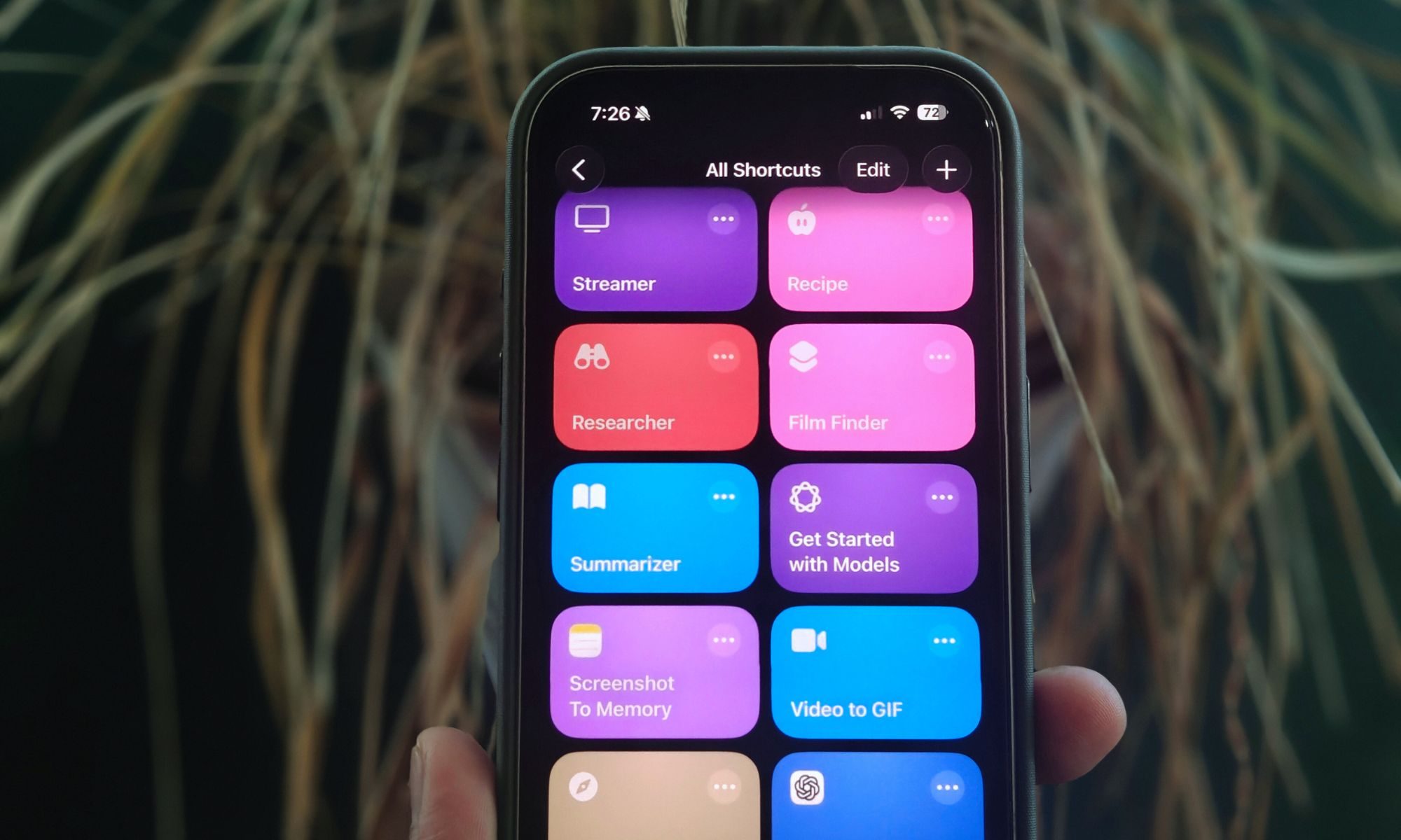 Liste de raccourcis sur un iPhone 17 Pro.