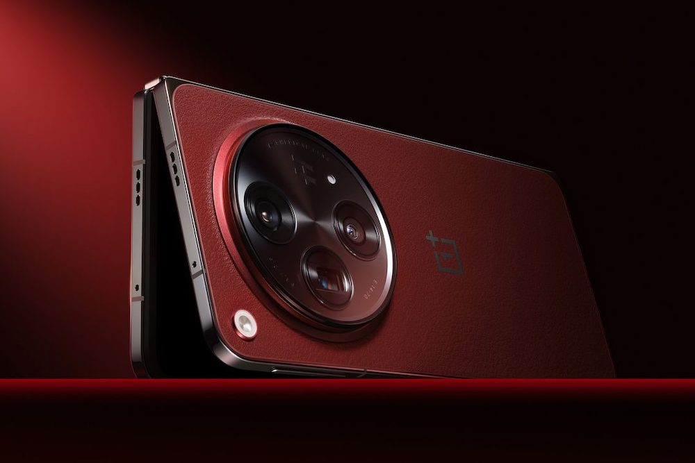 Une image de presse du OnePlus Open Apex Edition.