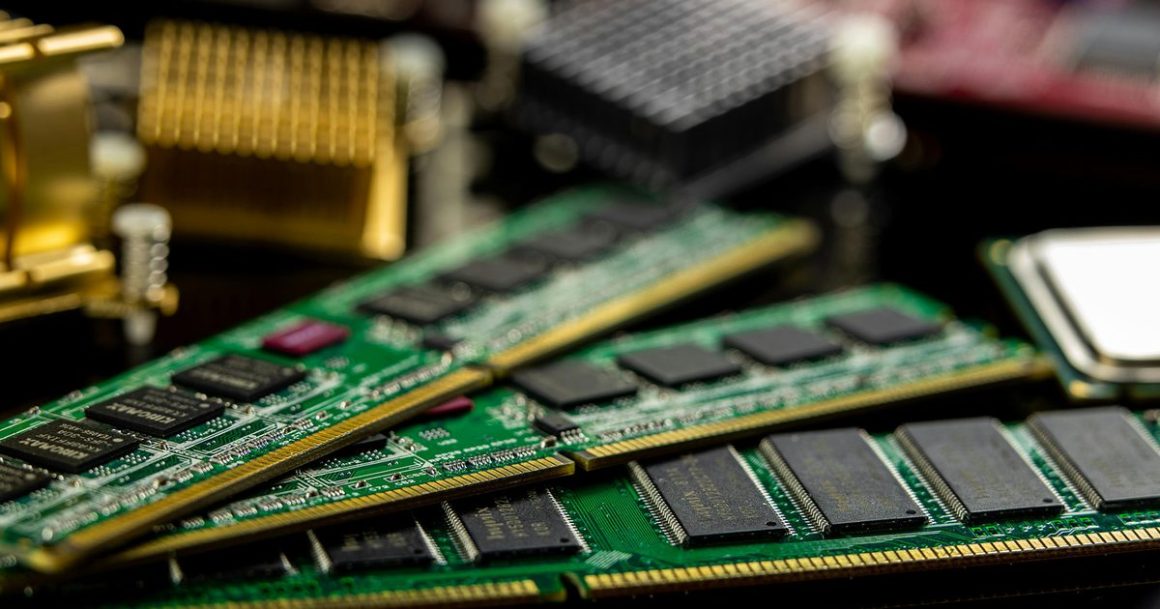 Pourquoi la RAM est si chère en 2026 – et ce que les acheteurs de PC devraient faire