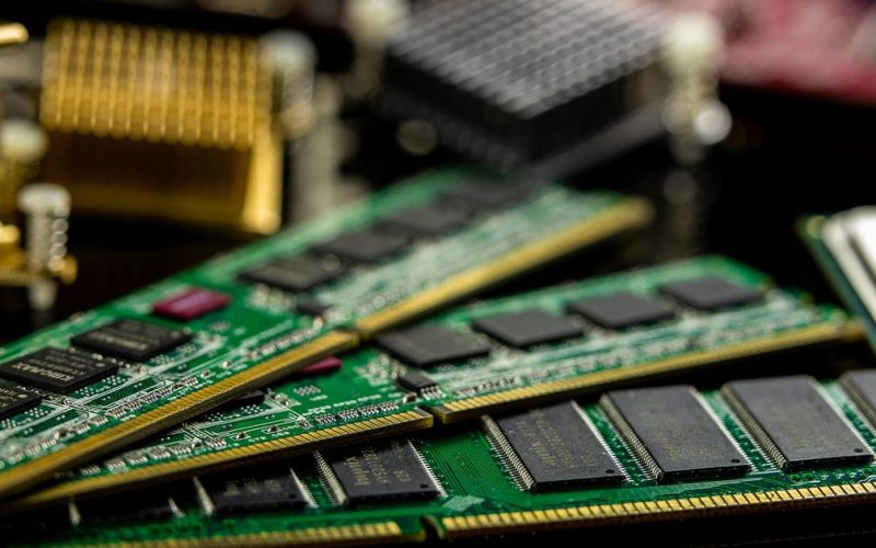 Pourquoi la RAM est si chère en 2026 – et ce que les acheteurs de PC devraient faire