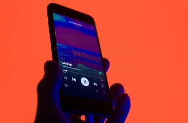 Vous pouvez enfin organiser vos playlists Spotify dans des dossiers sur votre téléphone