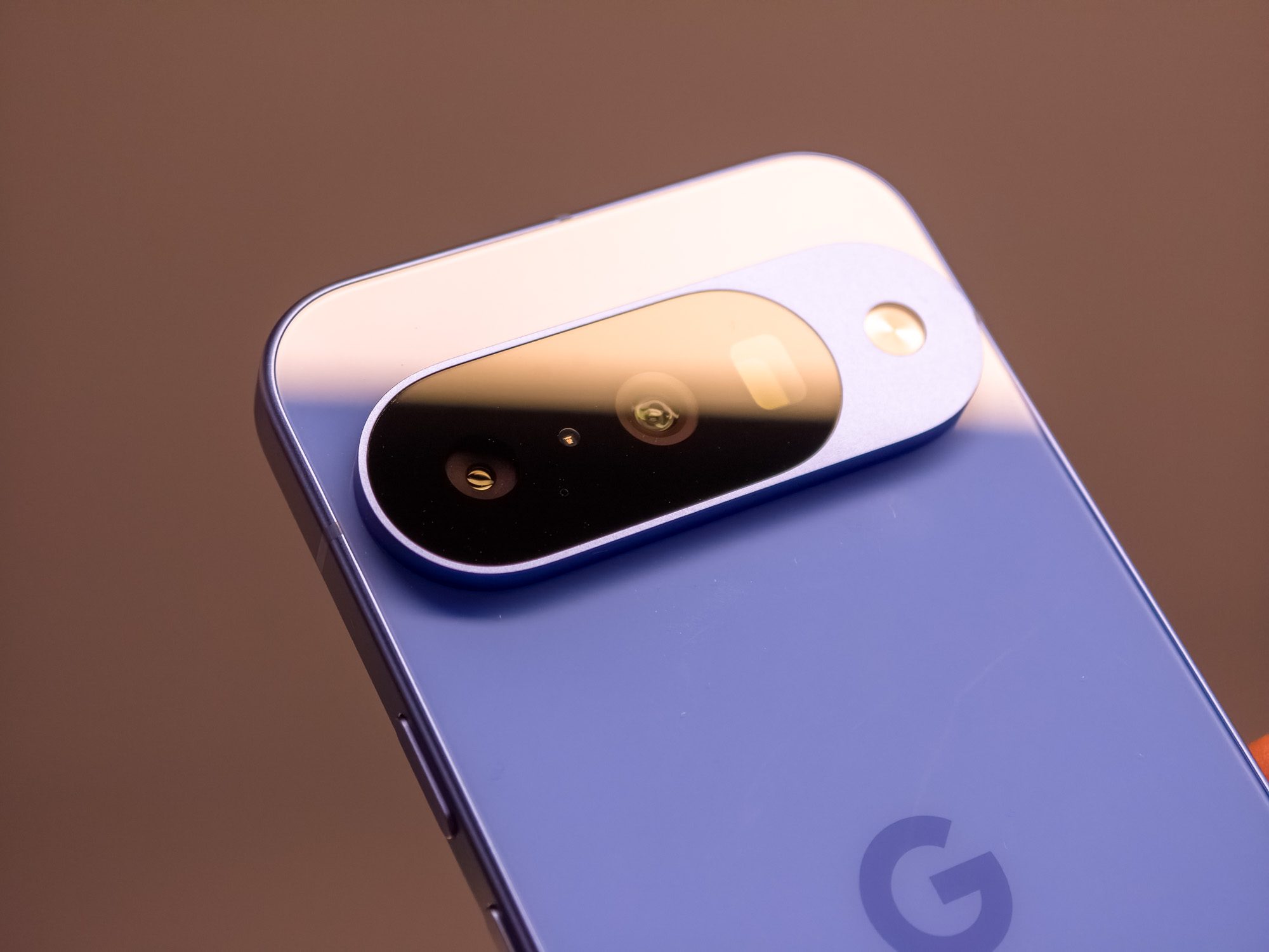 Google Pixel 10 Indigo