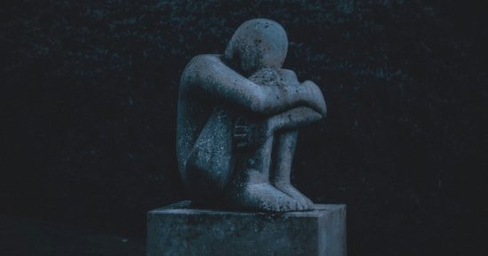 Les scientifiques ont fait semblant d’être délirants dans les discussions sur l’IA. Grok et Gemini les ont encouragés.