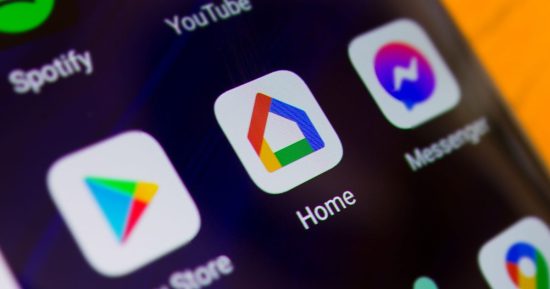 Tenez-vous au courant de l'actualité plus rapidement grâce au nouveau Gemini Live de Google Home