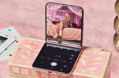 Motorola rafraîchit la gamme Razr avec de nouveaux téléphones à clapet à partir de 799 $