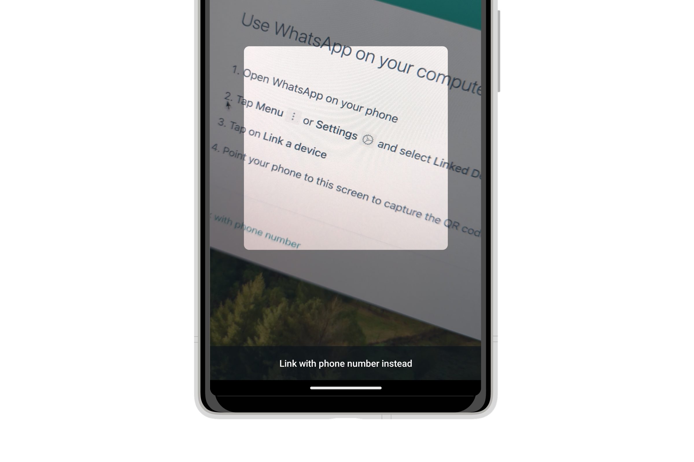 WhatsApp sur Android affiche l'option permettant de créer un lien avec un numéro de téléphone au lieu d'un code QR.