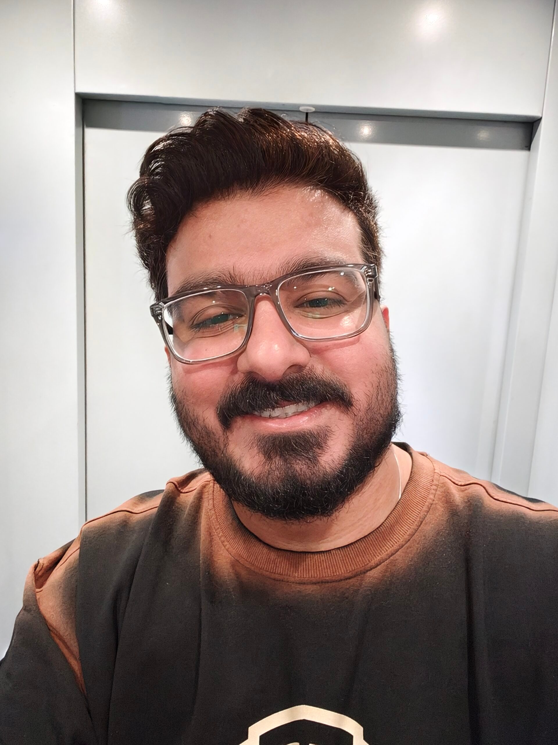 Selfie (1) - Examen de l'appareil photo Xiaomi 17 Ultra