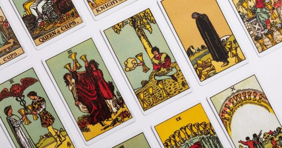 Les lecteurs de cartes de tarot utilisent ChatGPT pour les divinations, je suis complètement surpris de ce pivot de l'IA