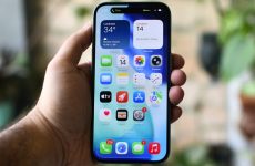 Après avoir raté Siri, Apple envisage d'héberger des agents IA sur l'App Store