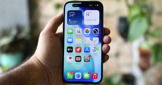 Après avoir raté Siri, Apple envisage d'héberger des agents IA sur l'App Store