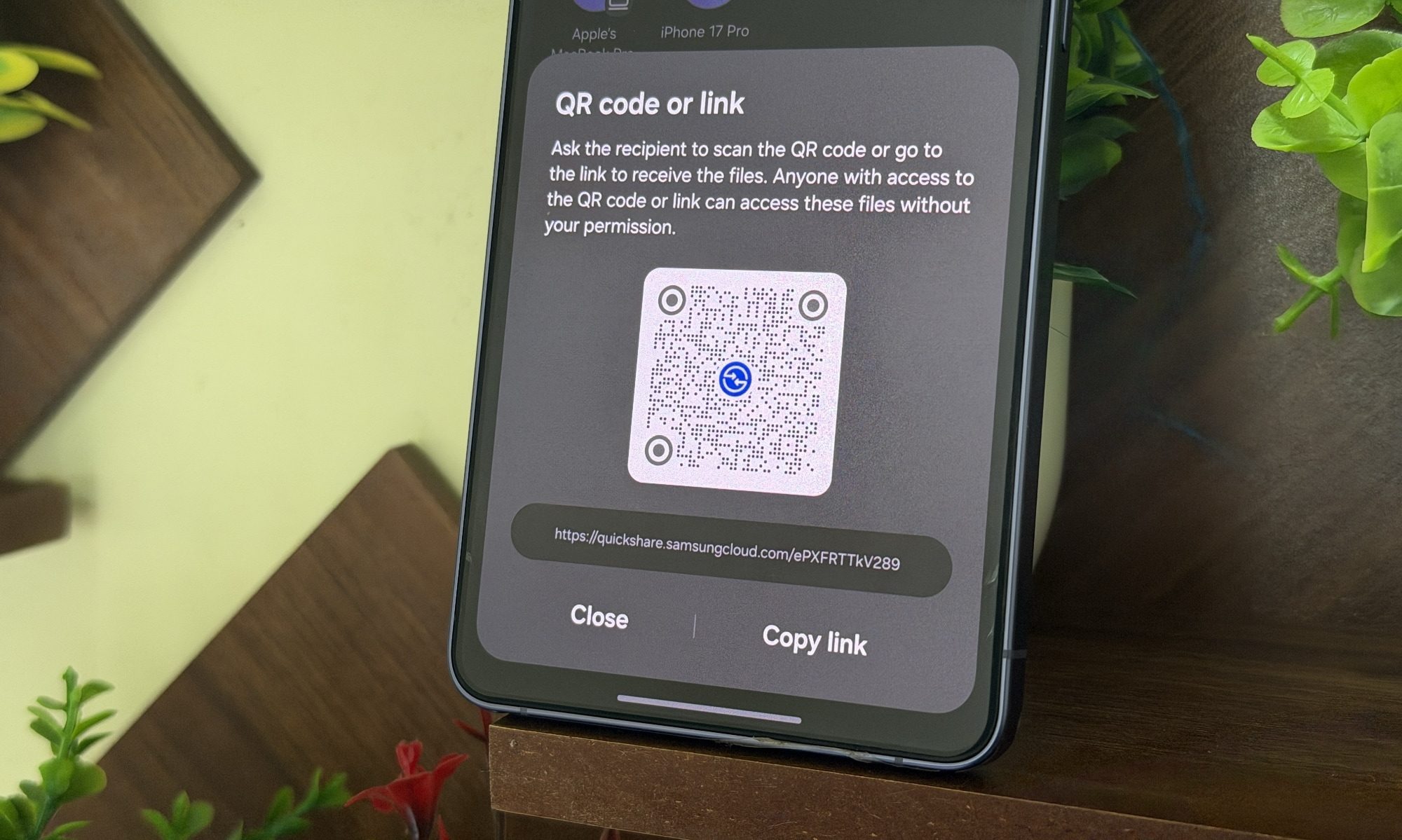 QR Code créé sur Android pour transférer un fichier vers iPhone