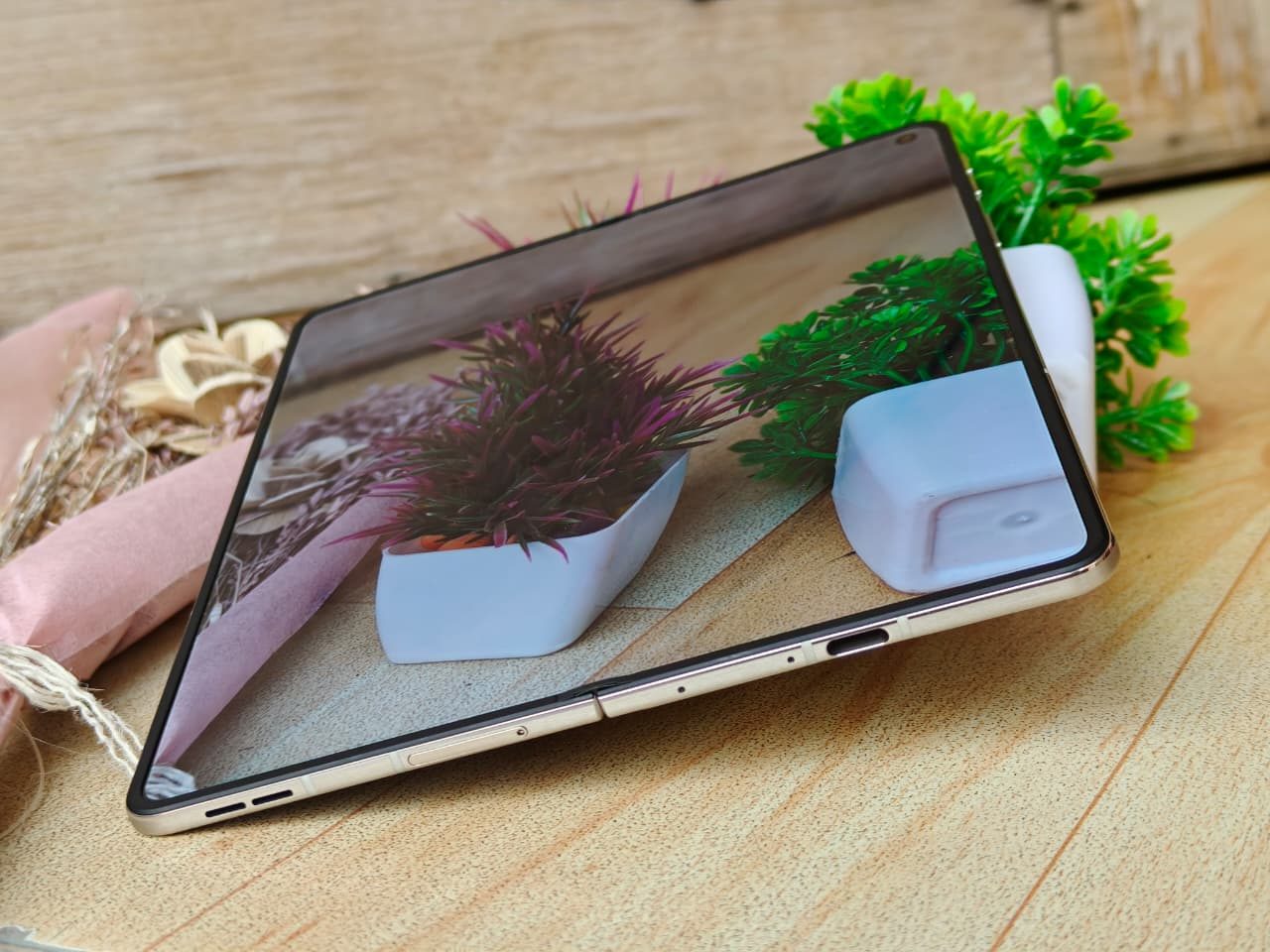 L'écran principal du Motorola Razr Fold dans toute sa splendeur