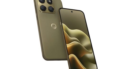 La fuite du Motorola Edge 70 montre un téléphone tout doré et scintillant