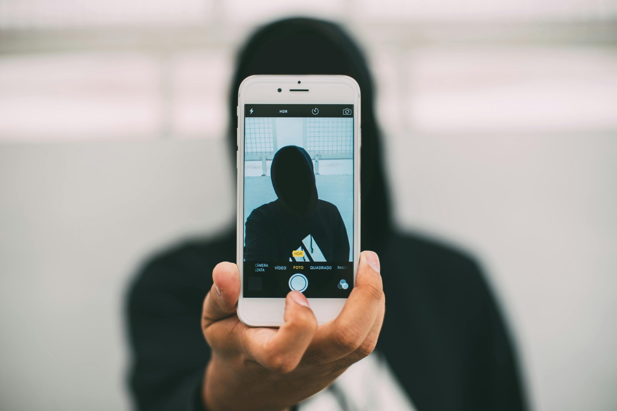 comment-supprimer-des-nus-deepfake-images-non-consensuelles